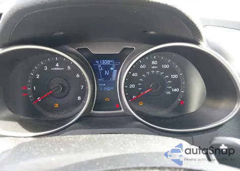 2017 Hyundai Veloster Value Edition from USA, damaged, VIN KMHTC6AD3HU321636